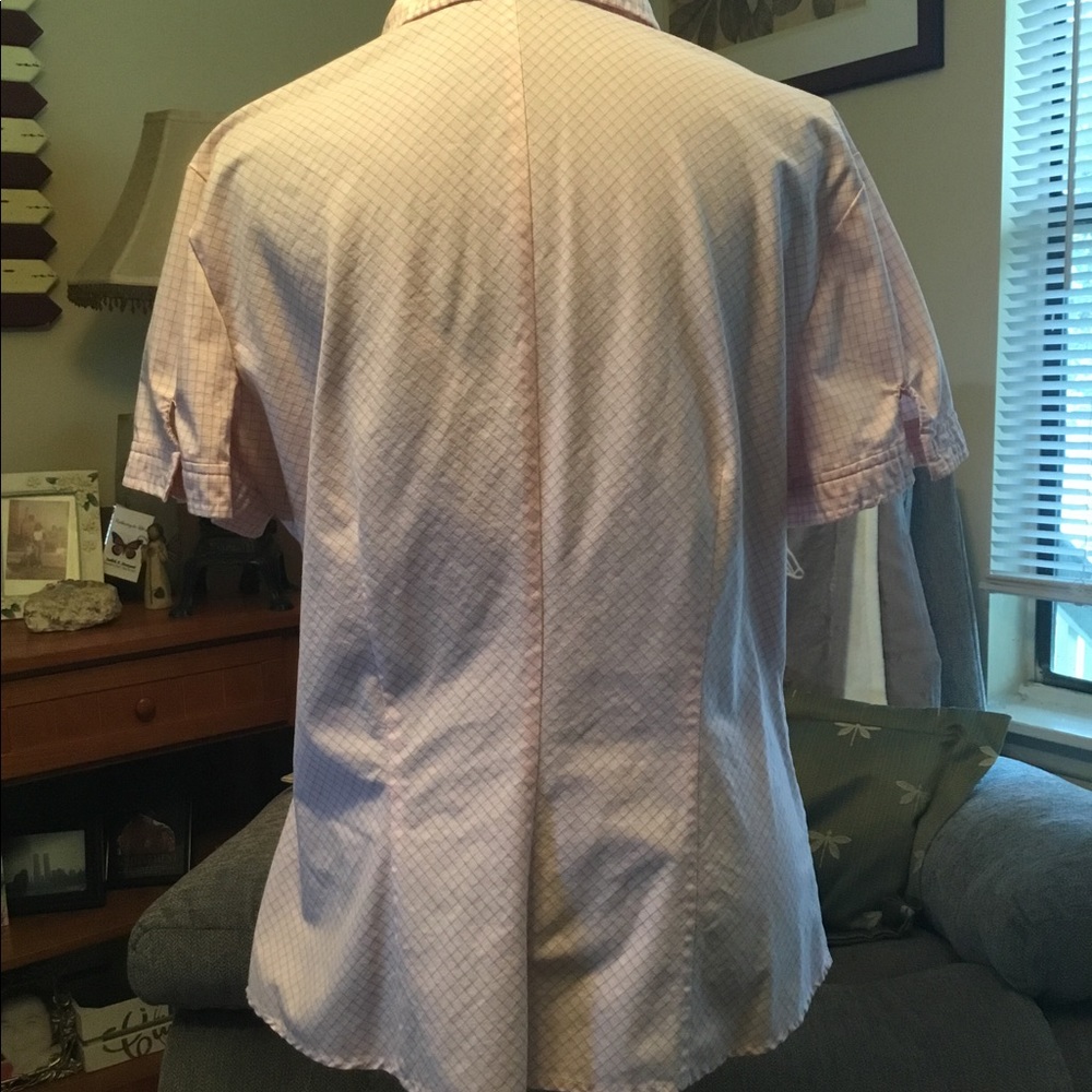 Rouched button down - Picture 4 of 5
